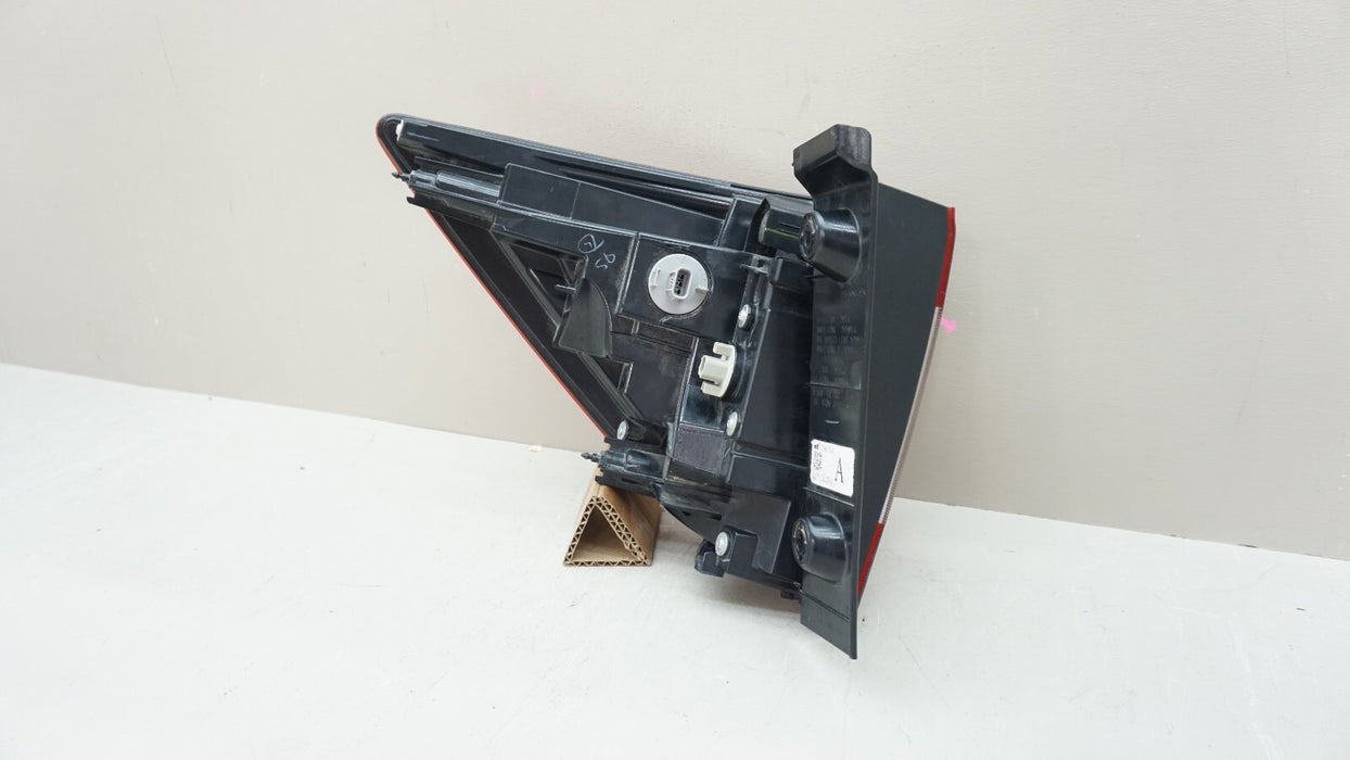 2019-2021 HONDA PILOT REAR RH RIGHT PASSENGER SIDE OUTER TAIL LIGHT OEM