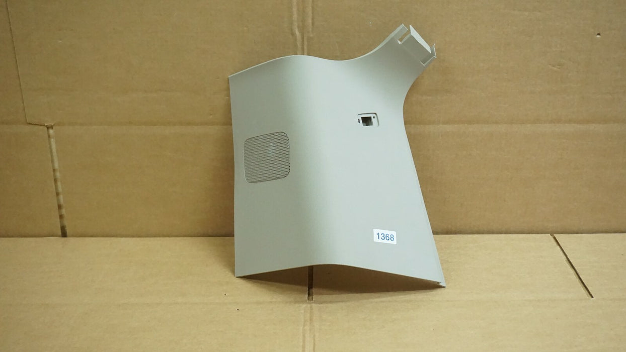 2015-2020 GMC YUKON REAR RIGHT SIDE UPPER QUARTER PILLAR TRIM COVER OEM