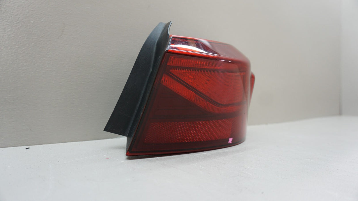 2019-2021 KIA FORTE REAR RIGHT OUTER PASSENGER SIDE TAIL LIGHT OEM 2020