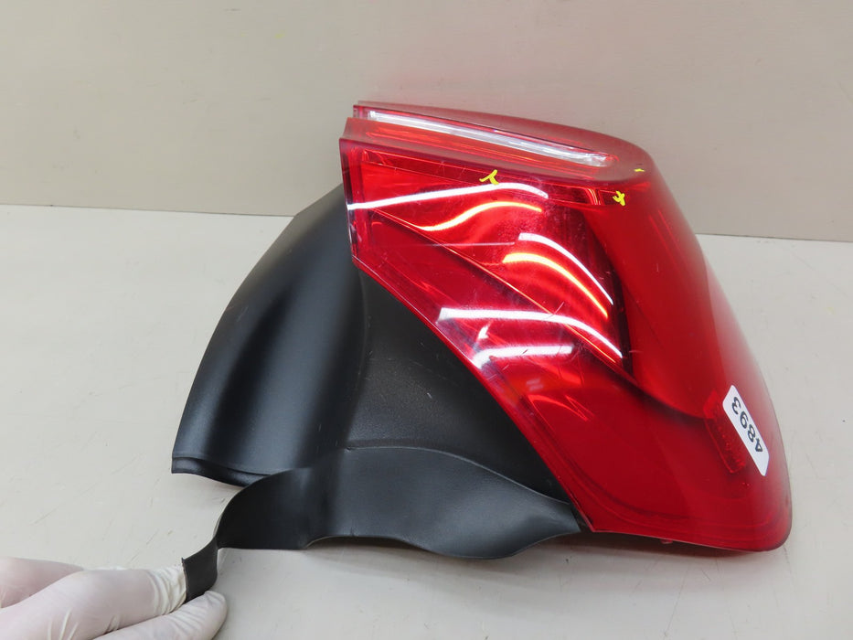 2015-2020 MERCEDES-BENZ GLA250 GLA 45 AMG REAR LEFT DRIVER SIDE TAIL LIGHT OEM