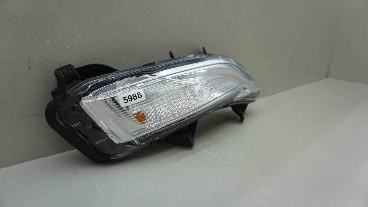 2019-2022 CHEVROLET MALIBU FRONT RIGHT PASSENGER SIDE FOG LIGHT OEM 84843549