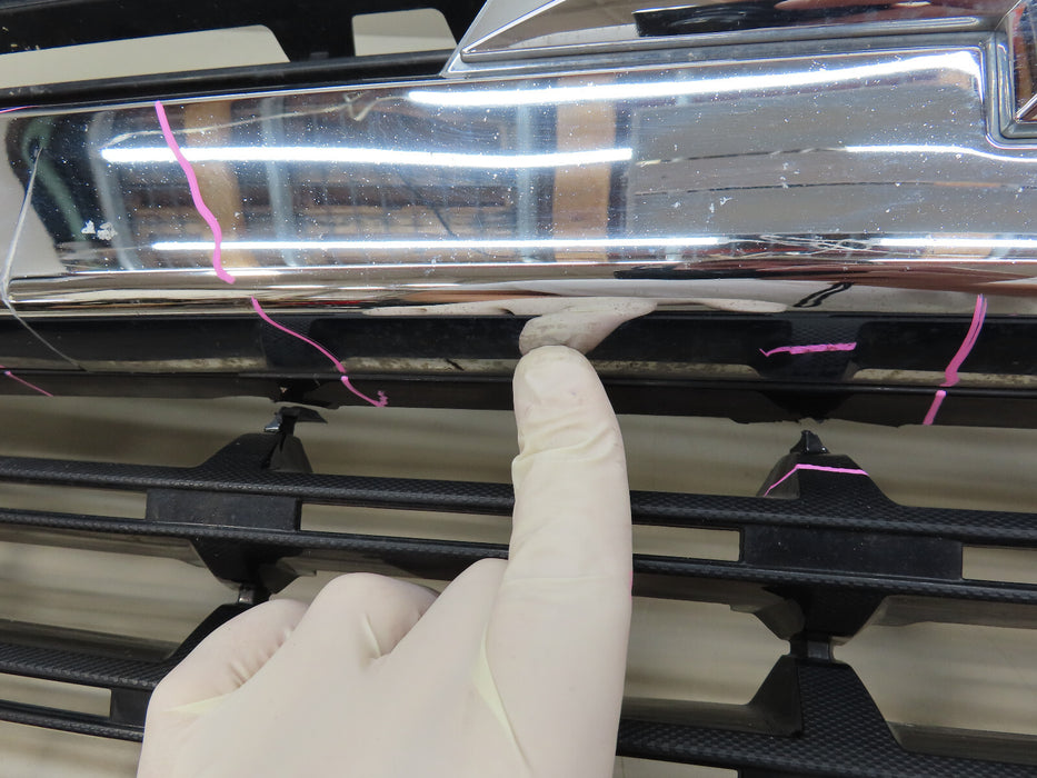 2019-2022 CHEVROLET SILVERADO 1500 FRONT RADIATOR GRILLE GRILL OEM