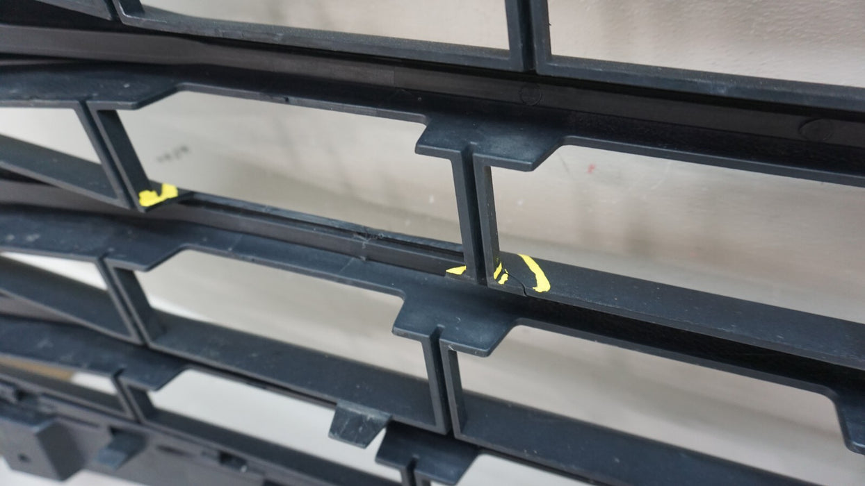 2019-2022 CHEVROLET CHEVY BLAZER FRONT MAIN GRILLE 84612436 OEM 19 20 21 22