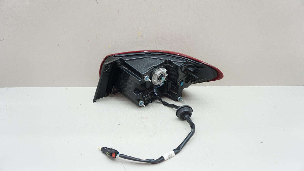 2019-2022 CHEVROLET MALIBU REAR LH LEFT DRIVER SIDE OUTER TAIL LIGHT OEM