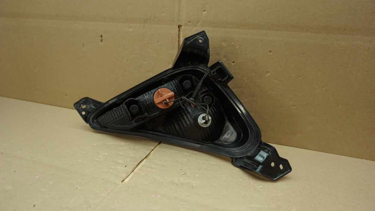 2019-2021 KIA FORTE FRONT LEFT DRIVER SIDE TURN SIGNAL FOG LIGHT OEM 92305-M7000