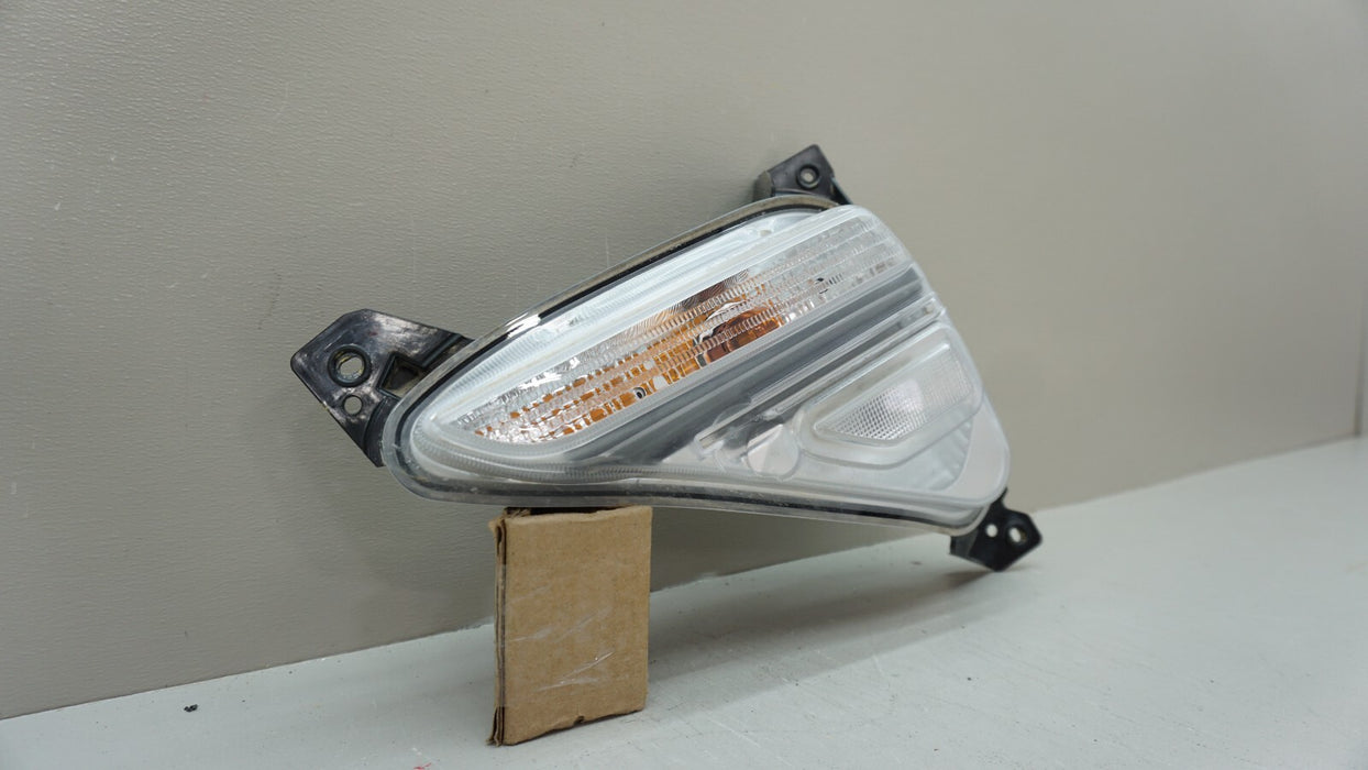 2019-2021 KIA FORTE REAR RIGHT PASSENGER SIDE TURN SIGNAL LIGHT OEM