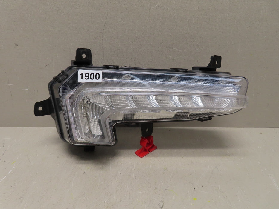 2016-2018 CHEVROLET MALIBU RIGHT DRL DAYTIME RUNNING LIGHT LED OEM 22982838