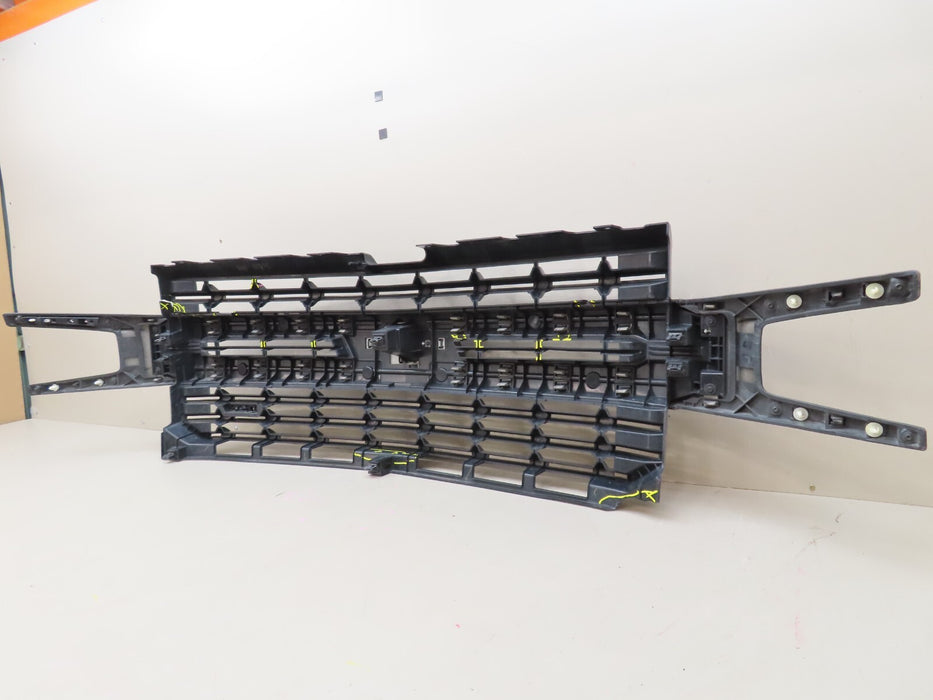 2019-2021 CHEVROLET SILVERADO 1500 Z71 FRONT GRILLE W/ EMBLEM BADGE OEM 84128450