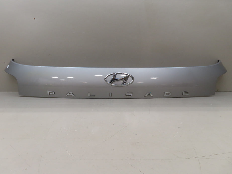 2020-2022 HYUNDAI PALISADE REAR TAIL GATE TRIM FINISH MOLDING OEM 87311-S8000