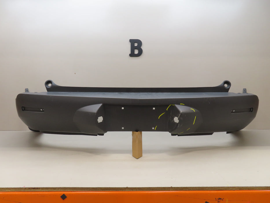 2009-2012 CHEVROLET TRAVERSE REAR BUMPER COVER OEM 20969815