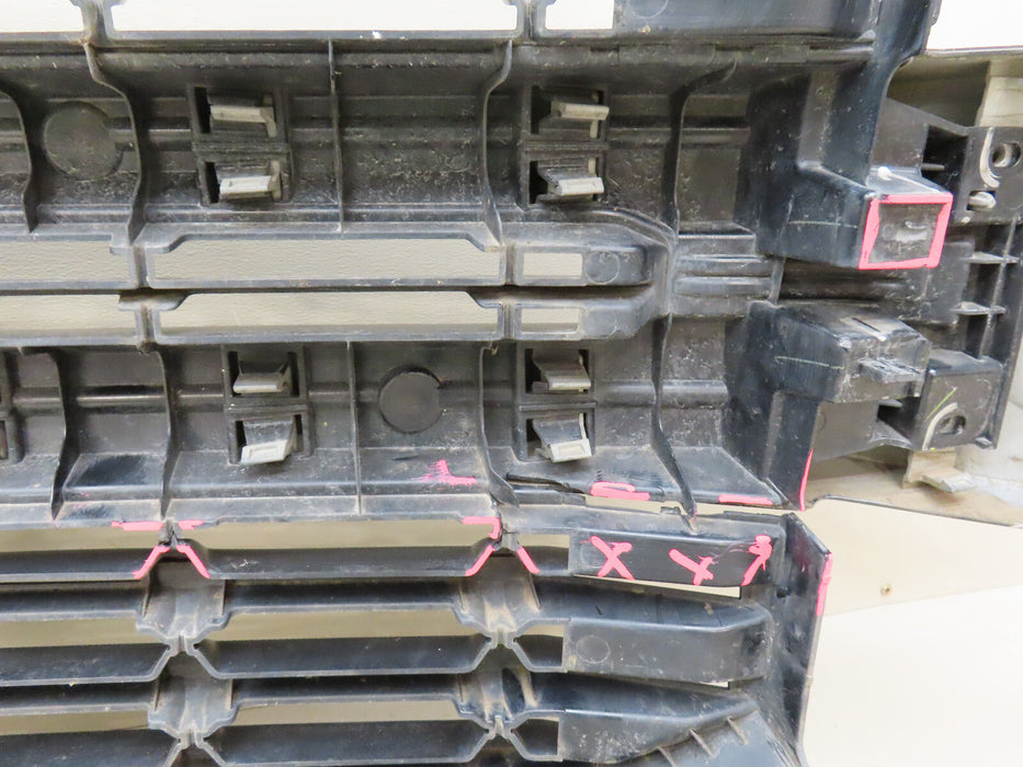 2019-2021 CHEVROLET SILVERADO 1500 FRONT RADIATOR GRILLE GRILL OEM