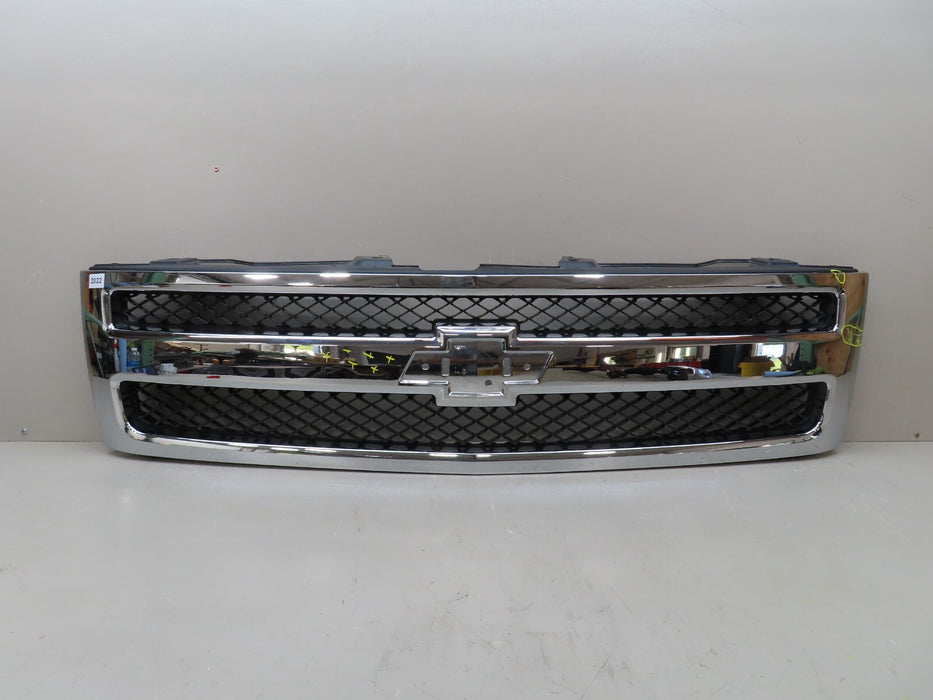 2007-2011 CHEVROLET SILVERADO 1500 FRONT BUMPER GRILLE GRILL OEM 19303978