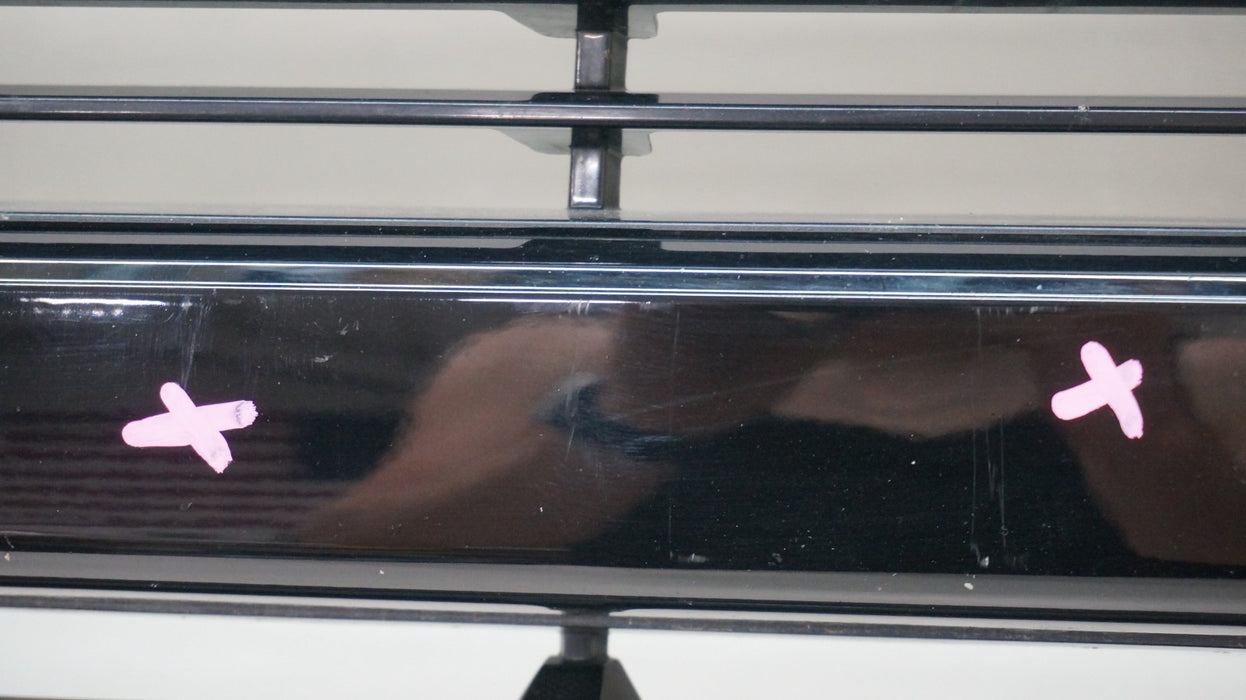 2019-2021 CHEVROLET SILVERADO 1500 FRONT BUMPER RADIATOR GRILLE OEM 84128450