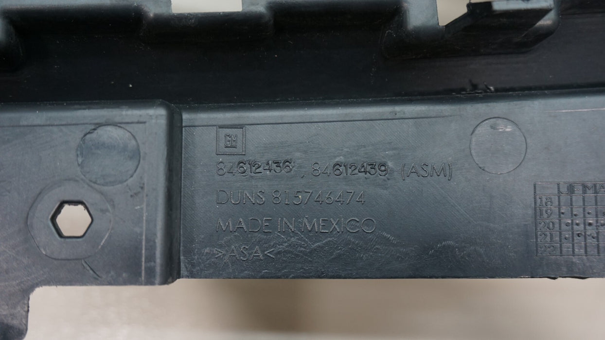 2019-2022 CHEVROLET BLAZER FRONT MAIN BUMPER GRILLE 84612436 OEM 19 20 21 22