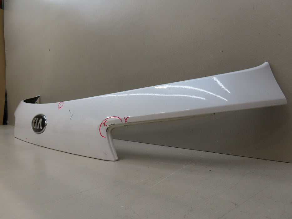 2016 2017 2018 2019 2020 KIA SORENTO REAR LIFTGATE GARNISH UPPER MOLDING OEM