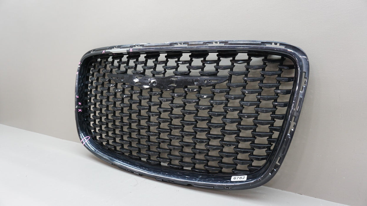 2015-2023 CHRYSLER 300 FRONT MAIN GRILLE 63F46TRMAB OEM
