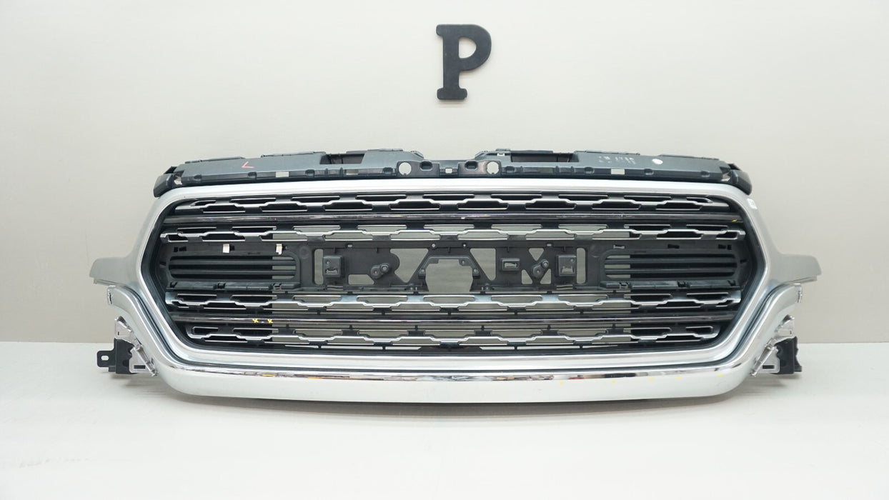 2019-2024 DODGE RAM 1500 FRONT UPPER RADIATOR GRILLE GRILL OEM 68366527A