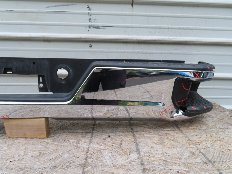 2019-2022 CHEVROLET SILVERADO GMC SIERRA 2500-3500 REAR BUMPER COVER OEM