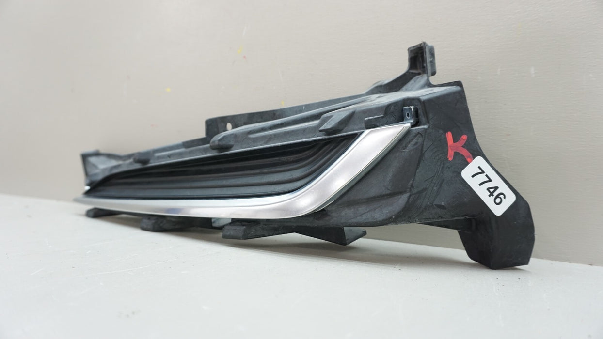 2019-2022 LEXUS RX250 RX450H FRONT LEFT DRIVERS SIDE FOG LIGHT TRIM 52040-48050