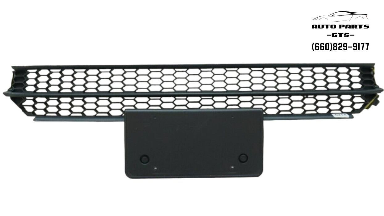 2012-2015 VOLKSWAGEN PASSAT FRONT LOWER GRILLE W/ PLATE HOLDER 561 853 677 OEM