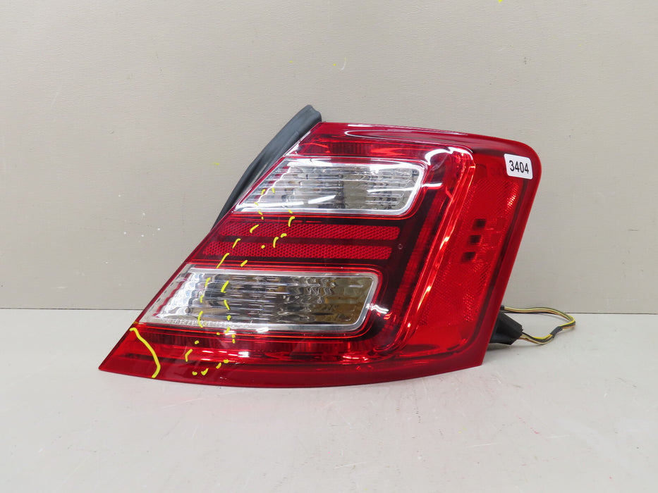 2013-2019 FORD TAURUS REAR RIGHT PASSENGER TAIL LIGHT OEM DG13-13B504-A