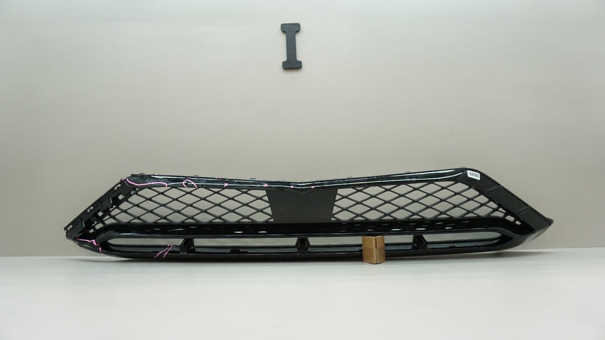 2022-2023 GENESIS GV70 FRONT LOWER GRILLE 86531-AR710 OEM