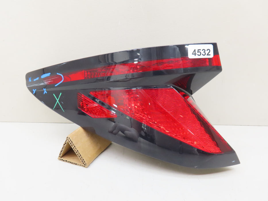 2022-2024 HYUNDAI TUCSON REAR LEFT DRIVER SIDE TAIL LIGHT OUTER OEM