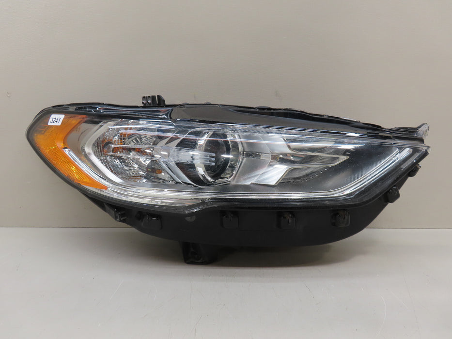 2017 2018 2019 2020 FORD FUSION FRONT RIGHT PASSENGER SIDE HEADLIGHT OEM