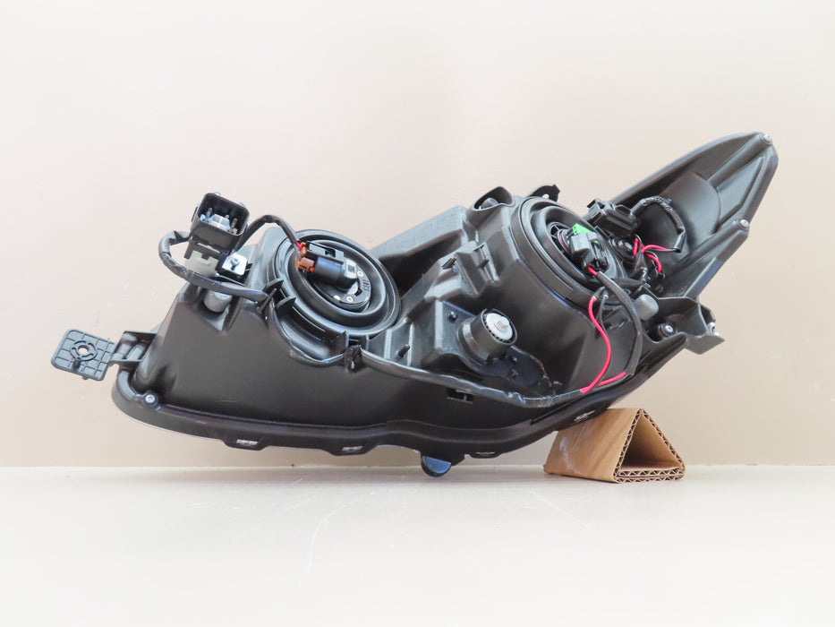 2015-2020 SUBARU WRX FRONT RIGHT PASSENGER HEADLIGHT HALOGEN OEM 84001-VA021