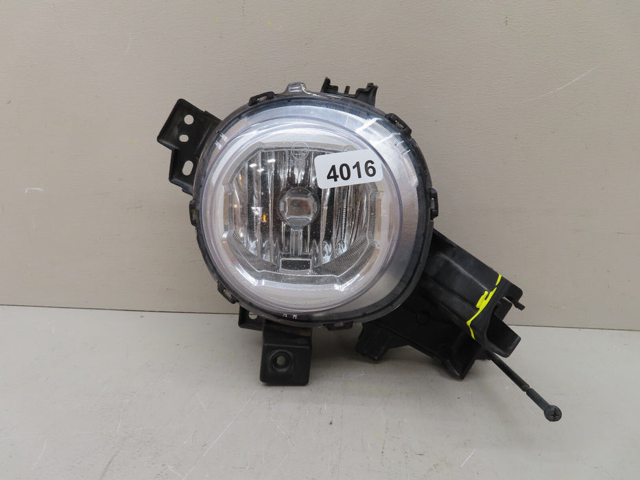 2017 2018 2019 KIA SOUL FRONT RIGHT PASSENGER FOG LIGHT OEM 92202-B2500