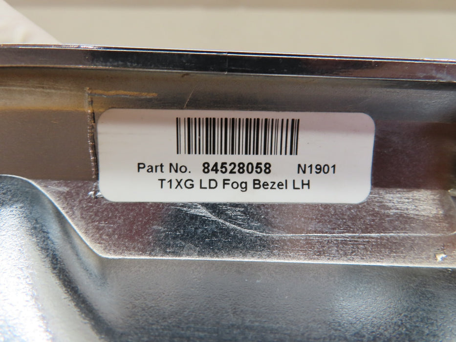 2019-2022 GMC SIERRA 1500 AT4 FRONT LEFT FOG LIGHT BEZEL COVER TRIM OEM 84528058