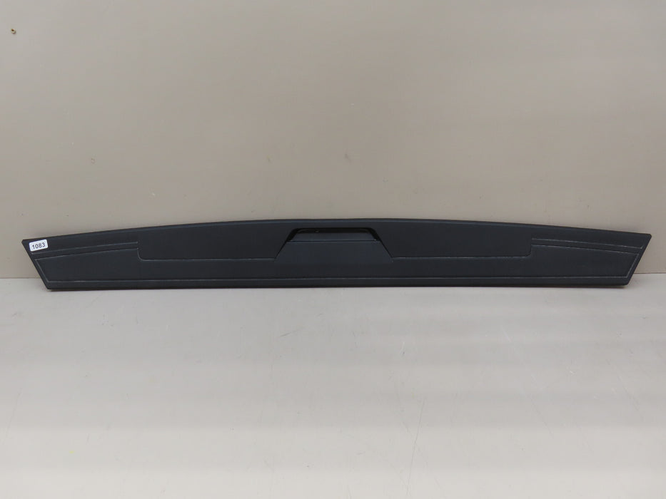 2020-2025 GM TAIL GATE UPPER PAD MOLDING OEM
