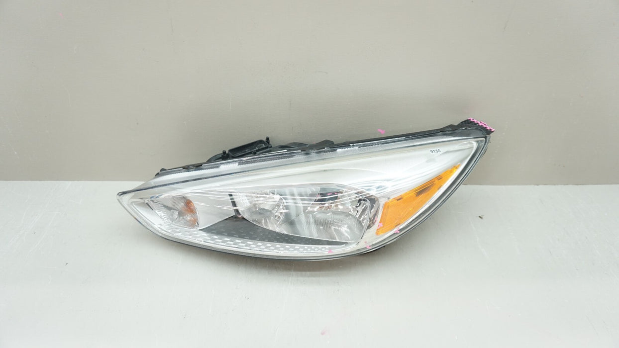 2015-2018 FORD FOCUS FRONT LH LEFT DRIVER SIDE HALOGEN HEADLIGHT OEM
