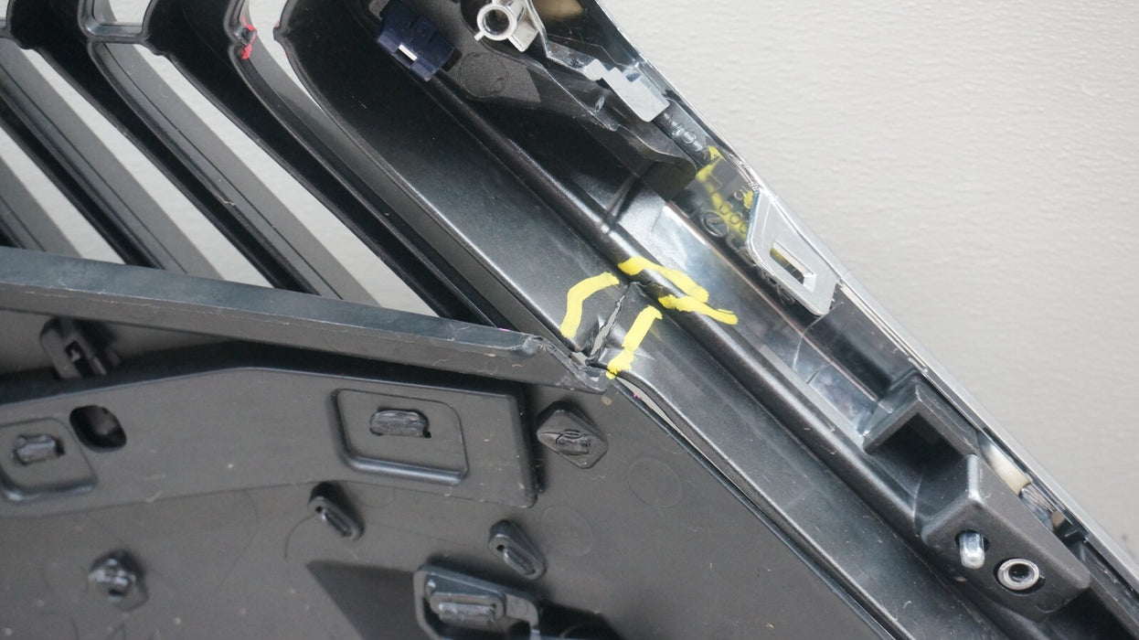 2019-2022 LEXUS ES 250 ES350 FRONT BUMPER RADIATOR GRILLE OEM 53112-06850