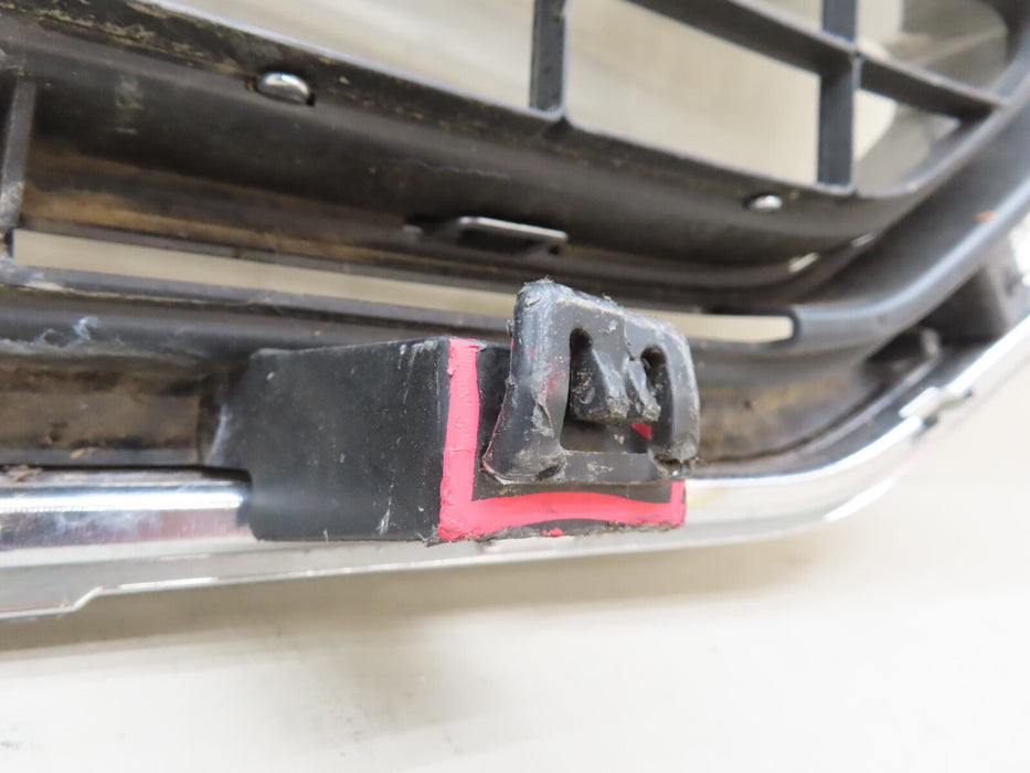 2015-2020 GMC YUKON FRONT UPPER GRILLE GRILL OEM