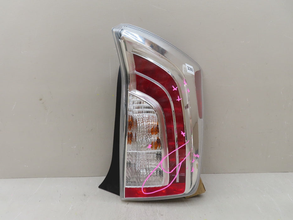 2012-2015 TOYOTA PRIUS REAR RIGHT PASSENGER SIDE TAIL LIGHT LAMP OEM