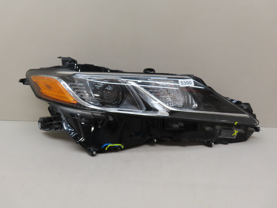 2018-2020 TOYOTA CAMRY LED HEADLIGHT LAMP RIGHT PASSENGER SIDE OEM