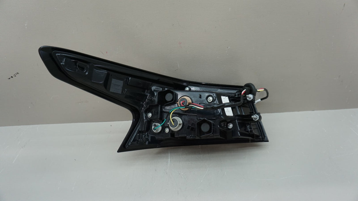 2019-2021 NISSAN ALTIMA REAR RH RIGHT PASSENGER SIDE TAIL LIGHT OEM