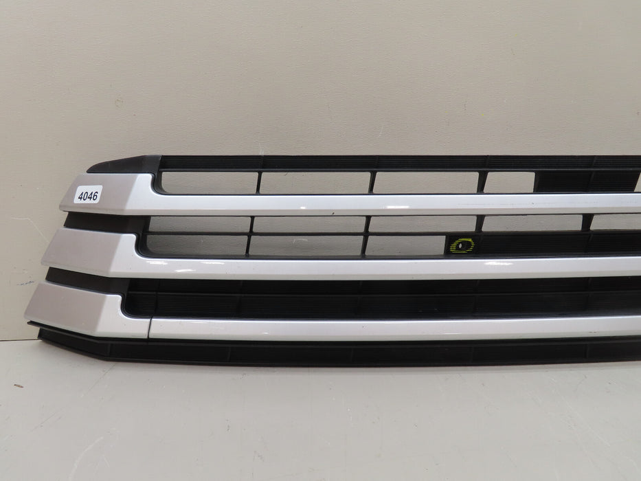 2016 2017 2018 2019 TOYOTA HIGHLANDER FRONT LOWER GRILLE GRILL OEM 53102-0E070
