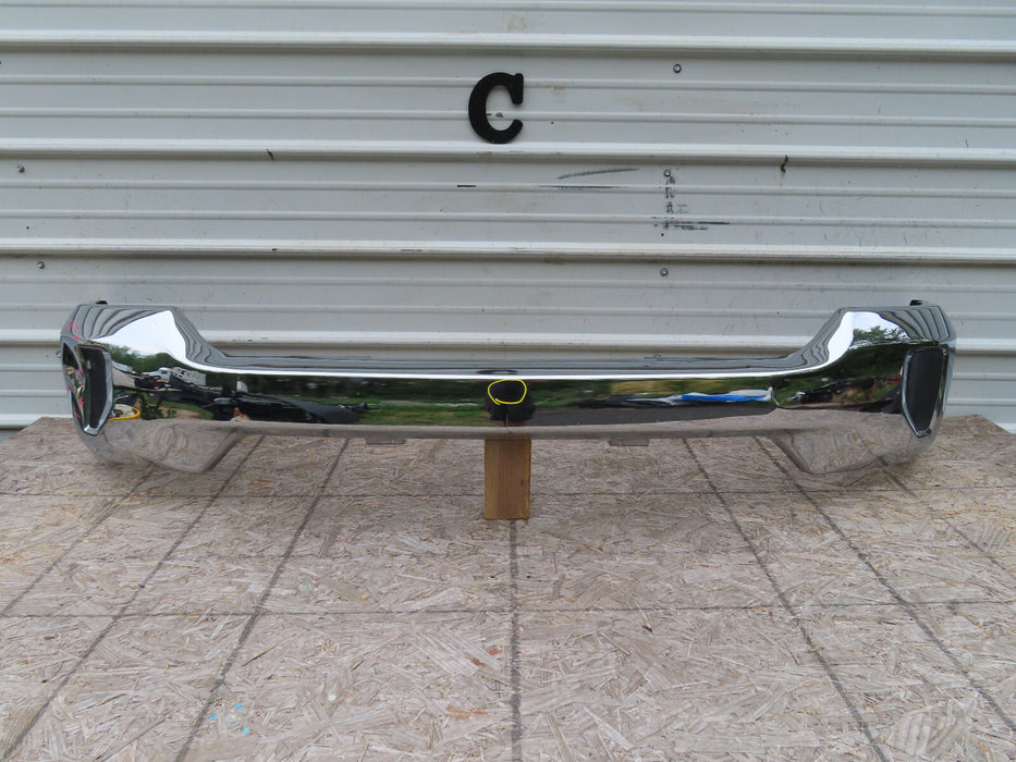 2016-2019 CHEVROLET SILVERADO 1500 FRONT BUMPER COVER OEM
