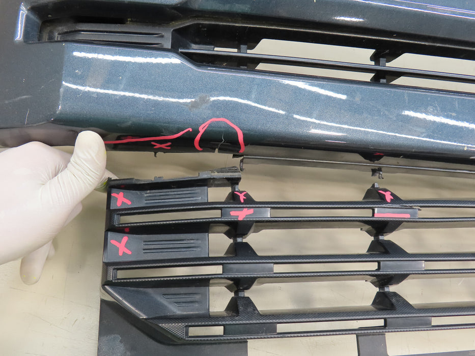 2019-2021 CHEVROLET SILVERADO 1500 FRONT RADIATOR GRILLE GRILL OEM