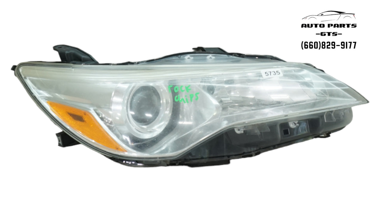 2015-2017 TOYOTA CAMRY FRONT RIGHT PASSENGER SIDE HEADLIGHT HALOGEN OEM 15 16 17