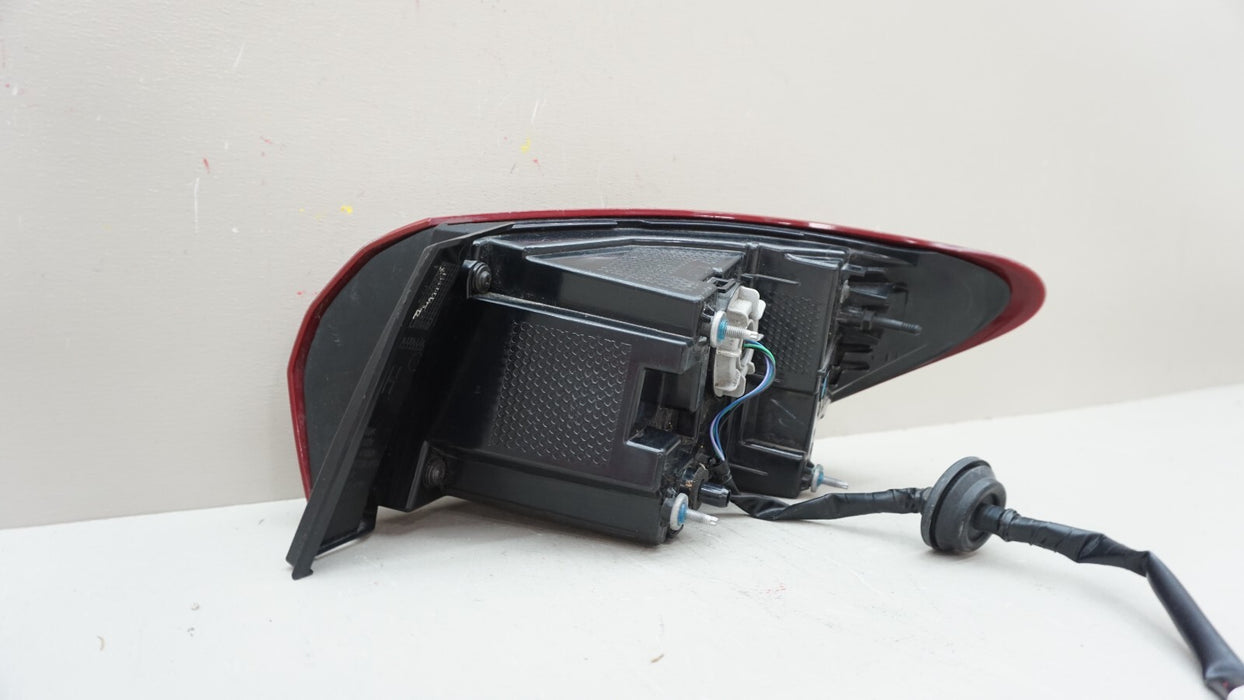 2019-2022 CHEVROLET MALIBU REAR LH LEFT DRIVER SIDE OUTER TAIL LIGHT OEM