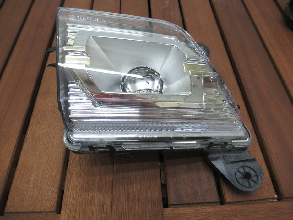 2019-2021 CHEVROLET SILVERADO 1500 FRONT LEFT DRIVER SIDE FOG LIGHT LAMP OEM