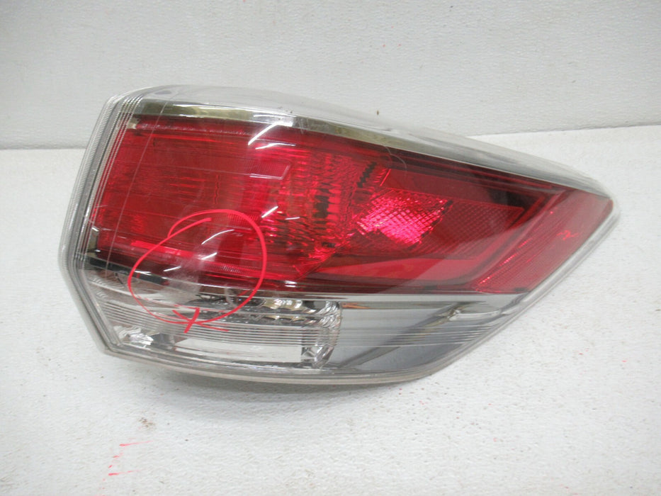 2014-2016 TOYOTA HIGHLANDER REAR PASSENGER SIDE TAIL LIGHT BRAKE STOP LAMP OEM
