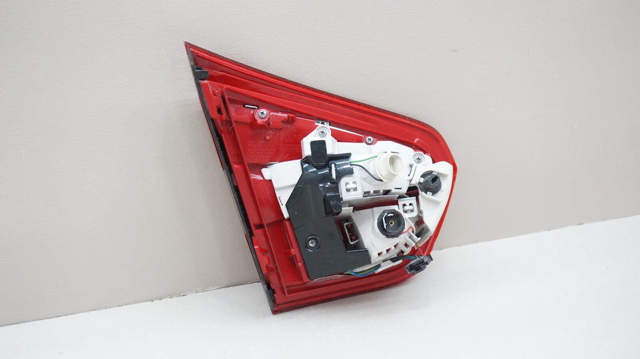 2015-2020 MERCEDES-BENZ GLA250 REAR RIGHT SIDE INNER TAIL LIGHT OEM A1569060358