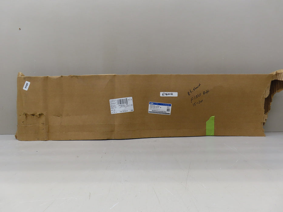 2015-2022 FORD F-150 F150 FRONT LEFT DRIVER SIDE DOOR BELT MOLDING OEM