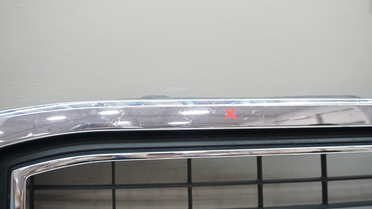 2015-2018 GMC YUKON FRONT CENTER RADIATOR GRILLE GRILL OEM 84119634