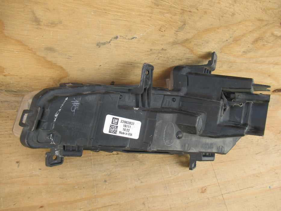 2016 - 2018 CHEVROLET MALIBU FRONT DRIVER SIDE FOG LIGHT LAMP LENS LED 16 17 OEM