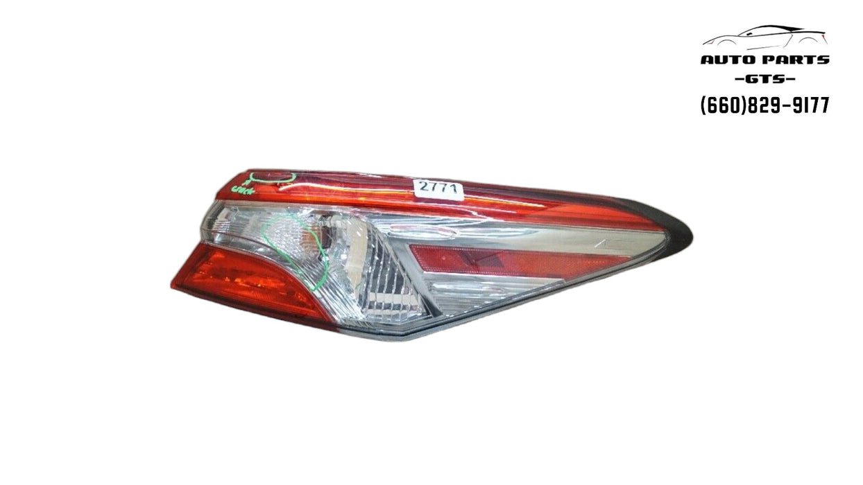 2018-2020 TOYOTA CAMRY RH RIGHT PASSENGER SIDE OUTER TAIL LIGHT OEM 18 19 20